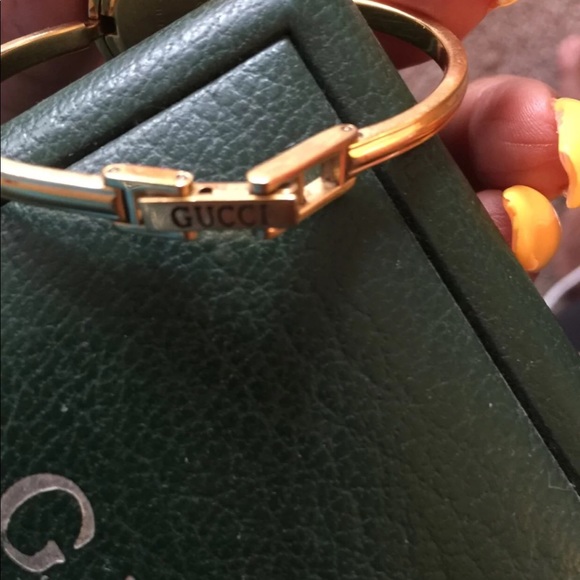Gucci vintage watch ( Authentic) - Picture 6 of 8